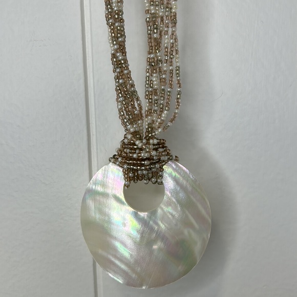 Premier Designs beaded beach shell necklace and bracelet - Picture 4 of 7